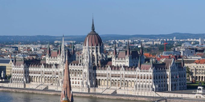 Ungarn will EU-Diplomaten zufolge eine Verlängerung der EU-Sanktionen blockieren. Ungarn