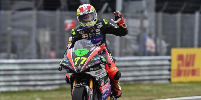 Dominique Aegerter führt den MotoE-Weltcup an. Dominique Aegerter MotoE