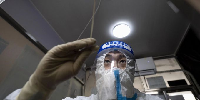 Null-Covid in China - Selbst der Fisch muss zum Corona-Test