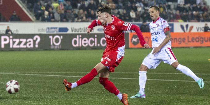 Daniel dos Santos bringt den FC Thun nach schöner Kombination mit 1:0 in Führung. FC Thun