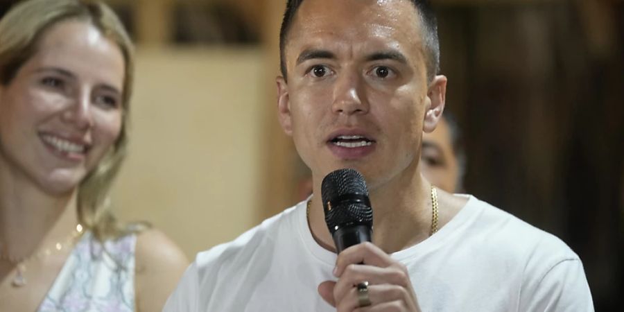 Daniel Noboa hat die Stichwahl in Ecuador gewonnen und wird jüngster Präsident in der Geschichte des südamerikanischen Landes. Foto: Martin Mejia/AP/dpa