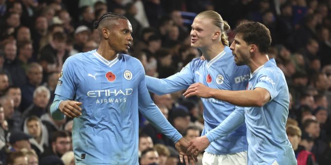 Manuel Akanji ist bei Manchester City gesetzt. Manuel Akanji