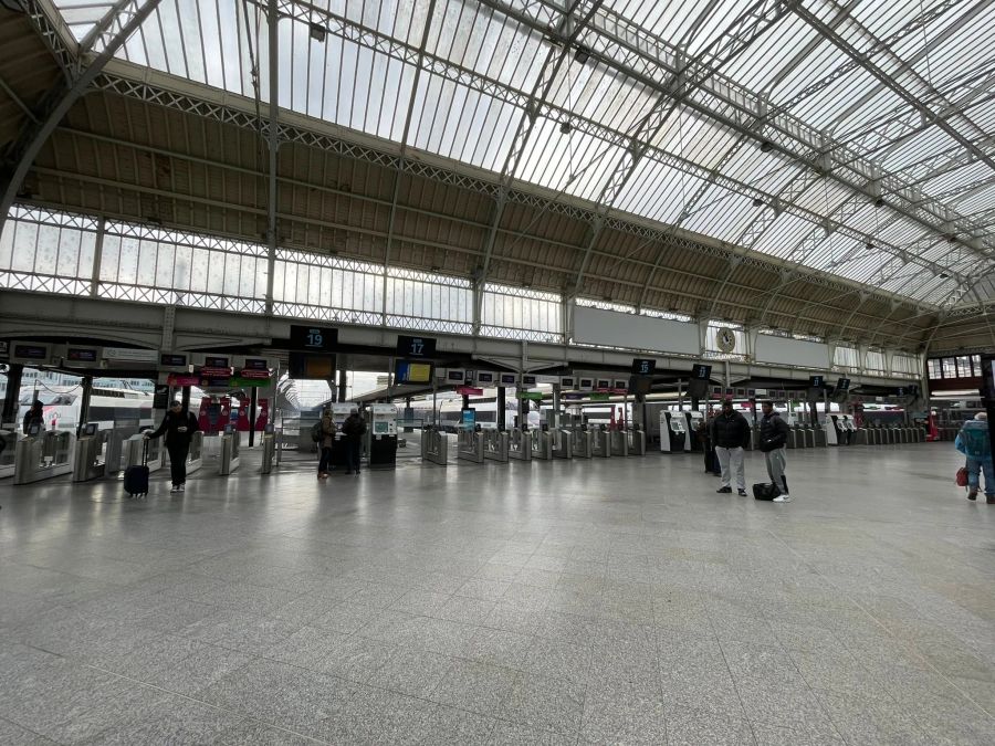 Dementsprechend leer zeigt sich der Bahnhof in Paris am Donnerstag.