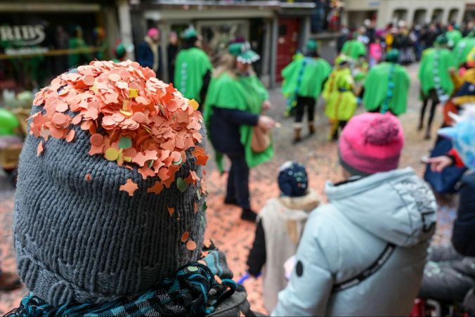 Fasnachtsumzug durch Thun.