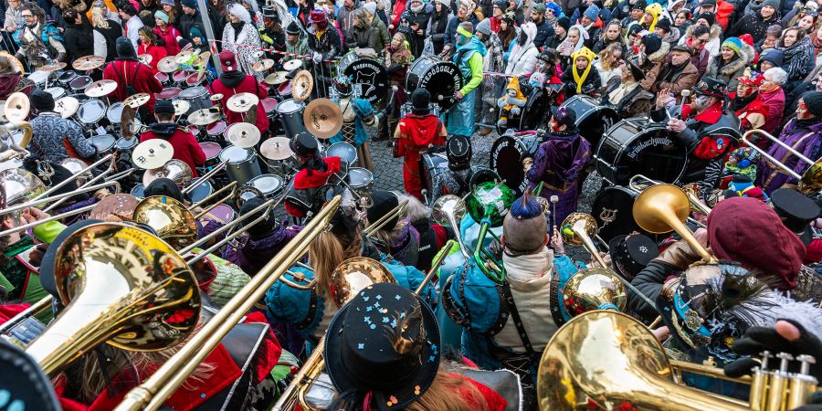 Ein Platzkonzert an der Fasnacht. (Symbolbild)