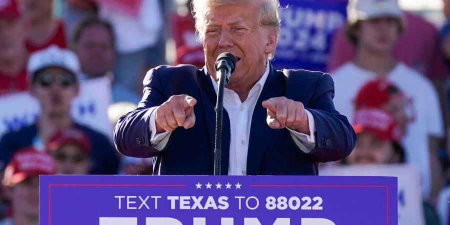 Ex-US-Präsident Donald Trump bei einer Wahlkampfveranstaltung in Texas.