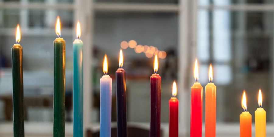 Kerzen Flammen Farben Wohnzimmer