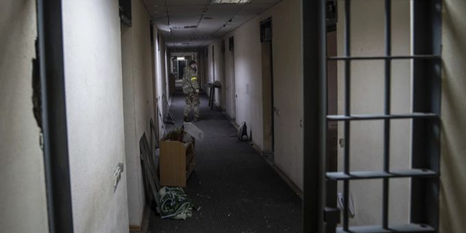 Gräuel in Cherson - Ukrainer entdecken Russen-Folterkammer für Kinder