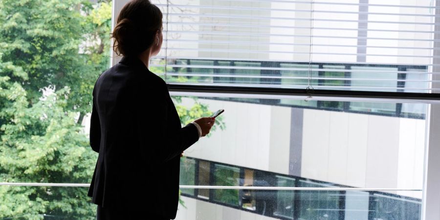 In den Vorständen der grossen deutschen Dax-Unternehmen tut sich etwas: Immer mehr Mitglieder sind weiblich. Das Prüfungs- und Beratungsunternehmen EY sieht insgesamt allerdings noch viel Luft nach oben.