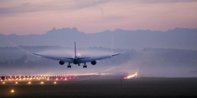 Die Singapore Airlines müssen zwei ihrer Boeing 787 am Boden behalten. Boeing 787