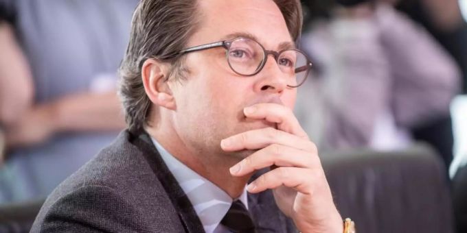BMW und die Deutsche Telekom haben in einem gemeinsamen Brief Bundesverkehrsminister Andreas Scheuer aufgerufen, ein Veto gegen den Rechtsakt der Kommission einzulegen. Foto: Michael Kappeler BMW und die Deutsche Telekom haben in einem gemeinsamen Brief Bundesverkehrsminister Andreas Scheuer aufgerufen, ein Veto gegen den Rechtsakt der Kommission einzulegen. Foto: Michael Kappeler