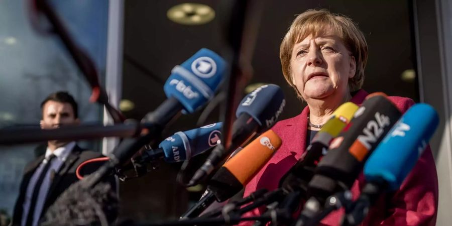 «Jamaika» droht zu scheitern, noch muss Angela Merkel aber nicht mit Neuwahlen rechnen.