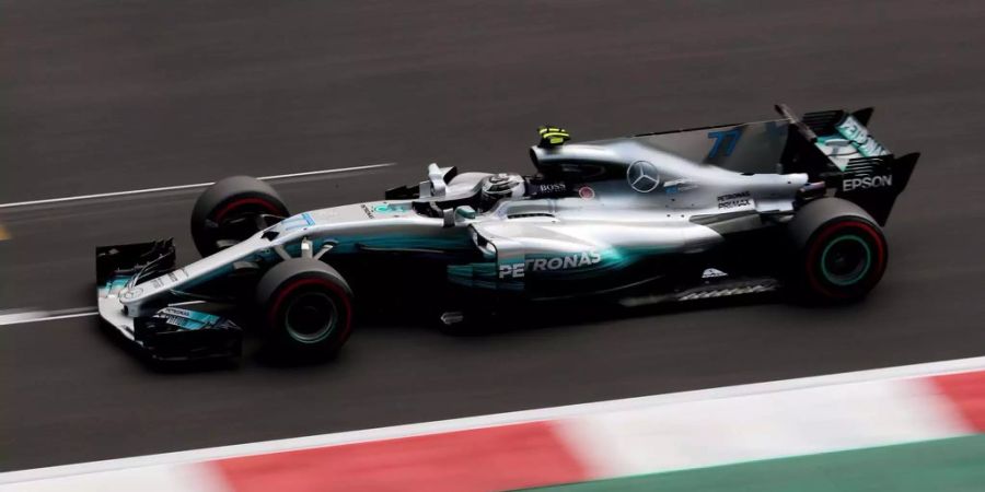 Der Mercedes-Pilot Bottas wird das Rennen in Brasilien von der Pole in Angriff nehmen.