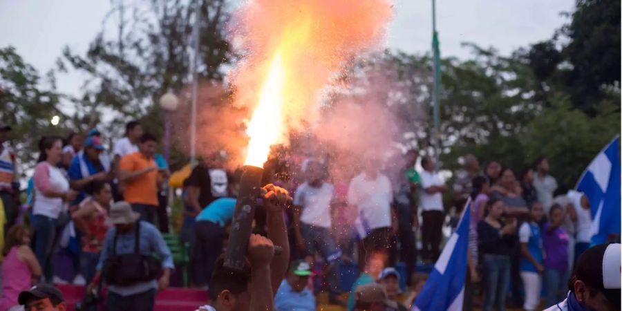 Die gewaltsamen Züge der Proteste fordert vermehrt Todesopfer in Nicaragua.