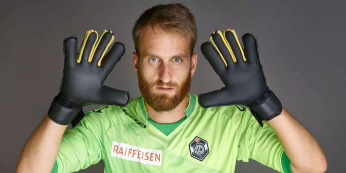 Davide Da Costa hat Schulterprobleme. Davide Da Costa hat Schulterprobleme.