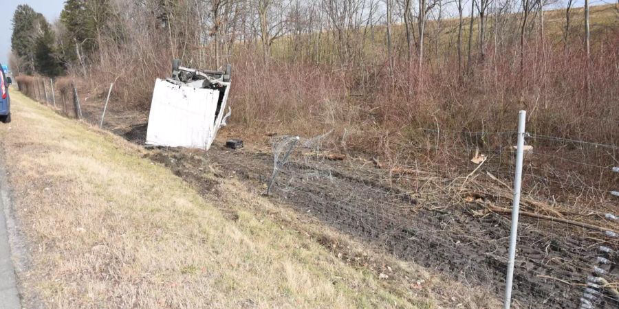 Buchs SG: Car verliert Anhänger.