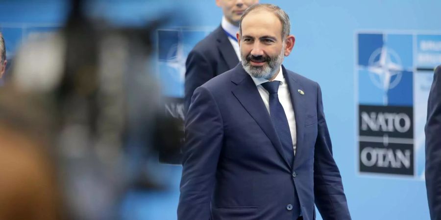 Nikol Paschinjan, Premierminister von Armenien, kommt zu einem Treffen im Rahmen des Nato-Gipfels.