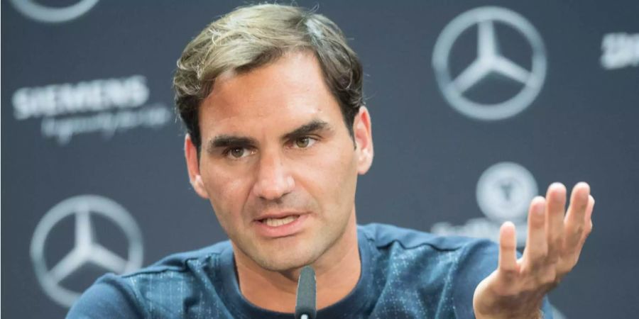 Blond vom Ansatz bis zur Spitze: Roger Federer zeigte sich am Mittwoch mit aufgehellter Mähne.