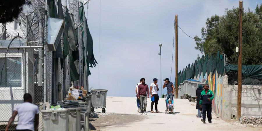 flüchtlinge lager griechenland lesbos