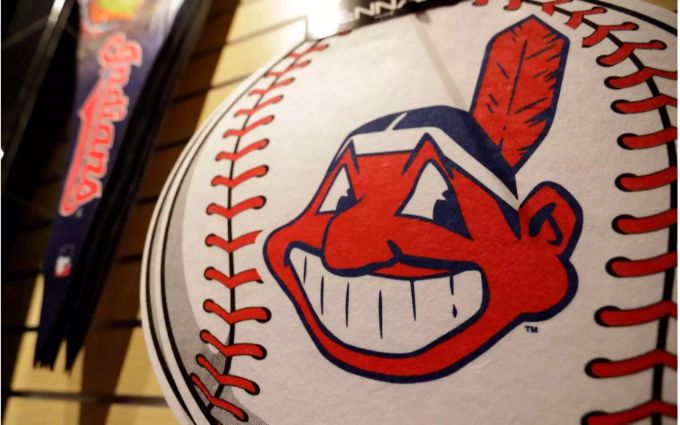 Das umstrittene «Chief Wahoo»-Logo verschwindet. Das umstrittene «Chief Wahoo»-Logo verschwindet.