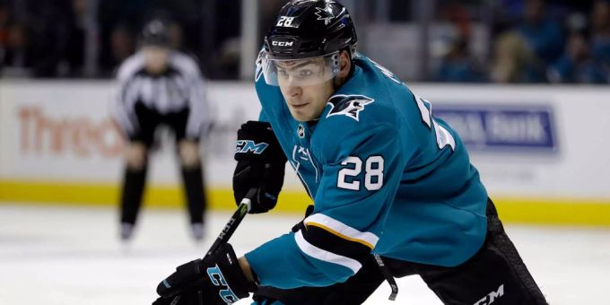 Kein Grund zum Jubeln: Timo Meier und den Sharks läufts momentan nicht. Kein Grund zum Jubeln: Timo Meier und den Sharks läufts momentan nicht.