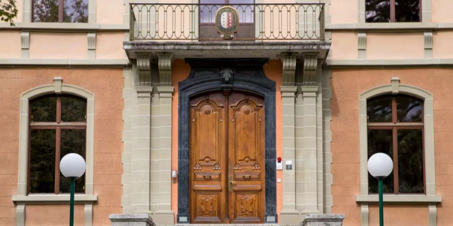 Das Justizgebaeude an der Rue Mathieu-Schiner 1 in Sitten