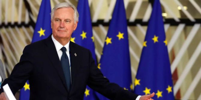 Michel Barnier, Chefunterhändler der Europäischen Union, kommt zu dem EU-Gipfel an.