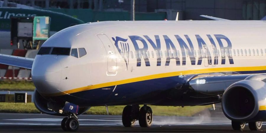 Ryanair soll gegen deutsches Arbeitsrecht verstossen haben.