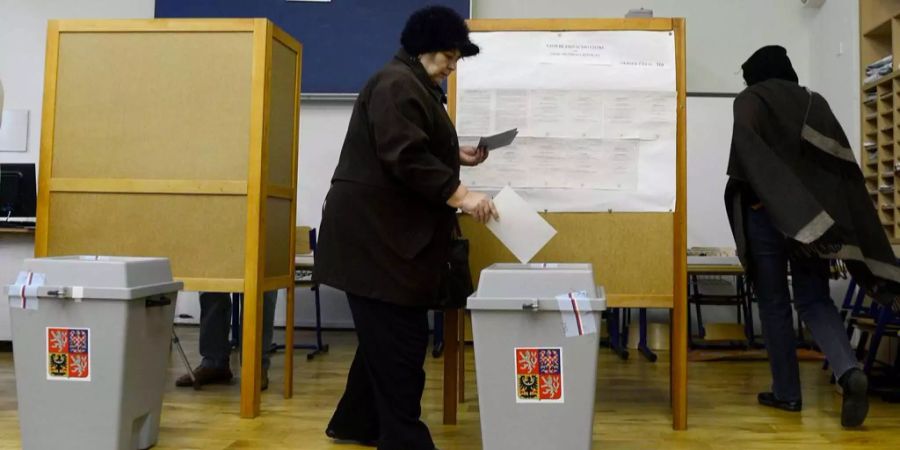 Am Donnerstag beginnt in Tschechien das Rennen um die Präsidentschaft.