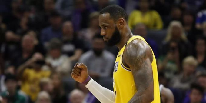 Lakers-Superstar LeBron James will endlich wieder Basketball spielen. Foto: Rich Pedroncelli/AP/dpa Lakers-Superstar LeBron James will endlich wieder Basketball spielen. Foto: Rich Pedroncelli/AP/dpa