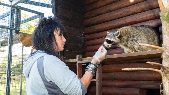 Kyra Bosshardt kümmert sich seit 25 Jahren um die Tiere im Mühlitäli.