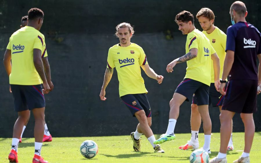 Der FC Barcelona wird am Samstag den Meisterschafts-Betrieb wieder aufnehmen.