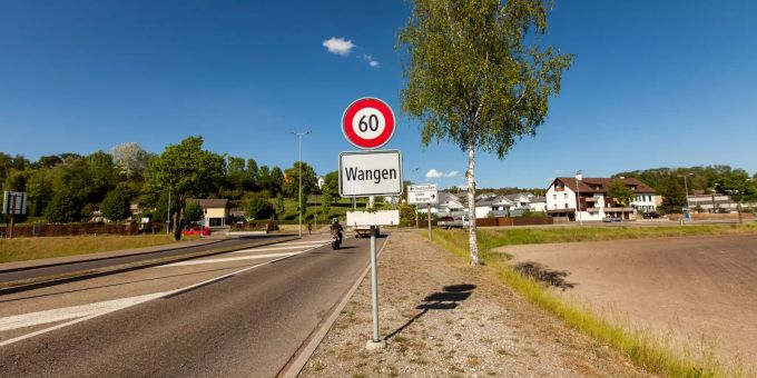 Ortsschild Wangen – Wangen. Ortsschild Wangen – Wangen.