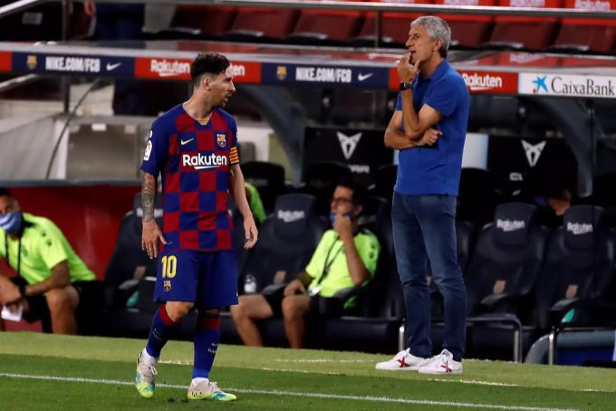 Lionel Messi (links) und sein Trainer beim FC Barcelona: Quique Setien. FC Barcelona