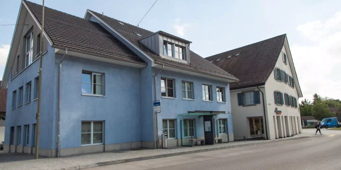 Das Gemeindehaus in Bassersdorf. Das Gemeindehaus in Bassersdorf.