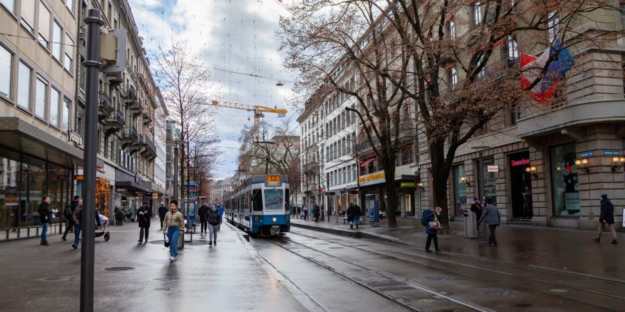 Die Bahnhofstrasse im Kreis 1 in Zürich.