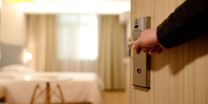 Die Corona-Krise machte Hotels zu schaffen. (Symbolbild) hotel