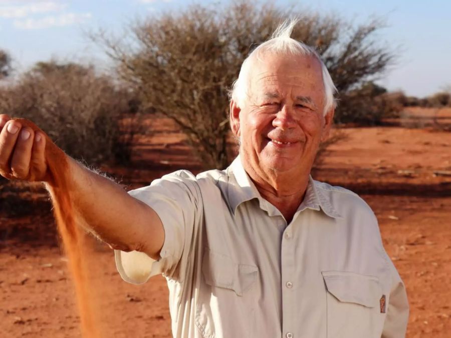 Der in Namibia lebende Sigi (71) hat keine einfache Jahren hinter sich: Seine Frau wurde ein Paar Kilometer von der Farm erschossen, und der Fall wurde nie aufgeklärt. Nun fühlt sich Sigi aber wieder bereit für eine Partnerin.