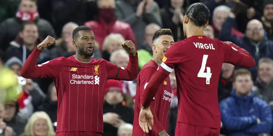 Damit sind Georginio Wijnaldum (l.), Virgil van Dijk (r.), Roberto Firmino und Co. auf bestem Weg zum frühsten Premier-League-Champion der Geschichte zu werden.