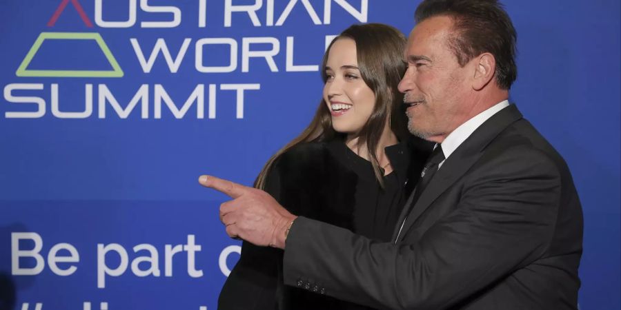 Charity dinner arnold schwarzenegger