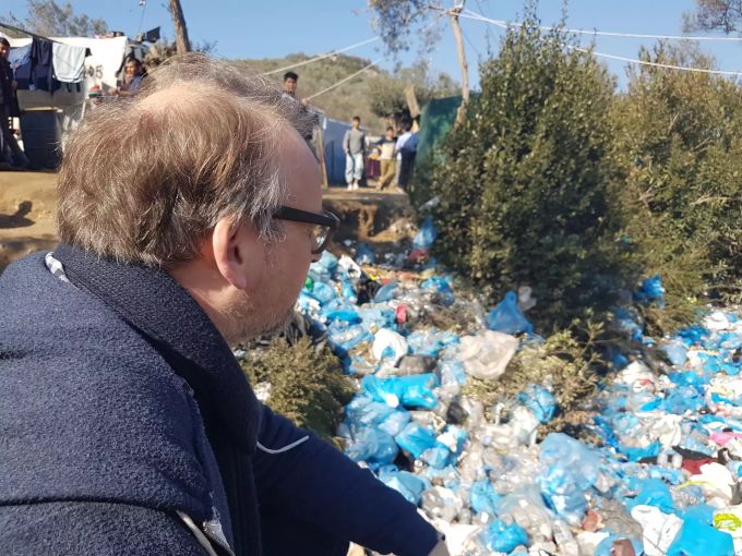 In Moira gibt es viele Abfallberge. Kein Wunder: Im Lager wohnen 30'000 statt wie geplant 3'000 Menschen. World Vision