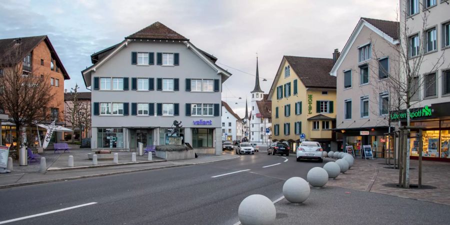 Das Dorfzentrum von Reinach.
