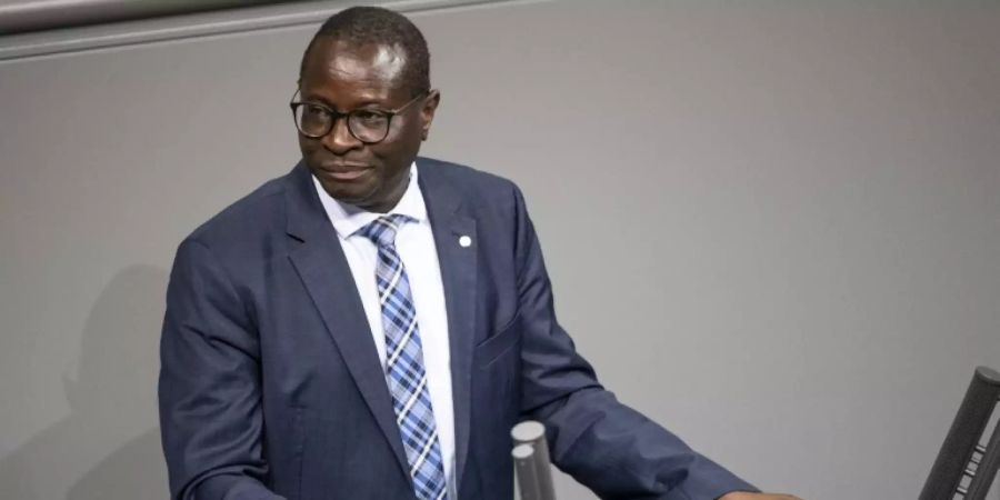 SPD-Politiker stellen sich nach Drohungen hinter Diaby