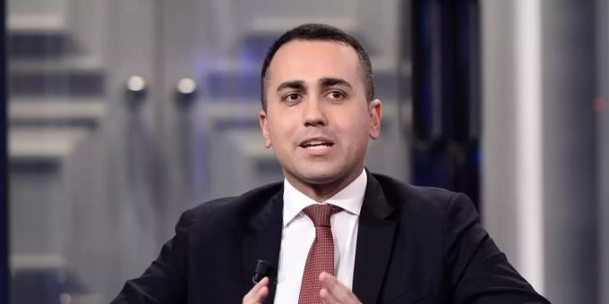Luigi Di Maio tritt als Chef der Movimento 5 Stelle zurück. movimento 5 stelle