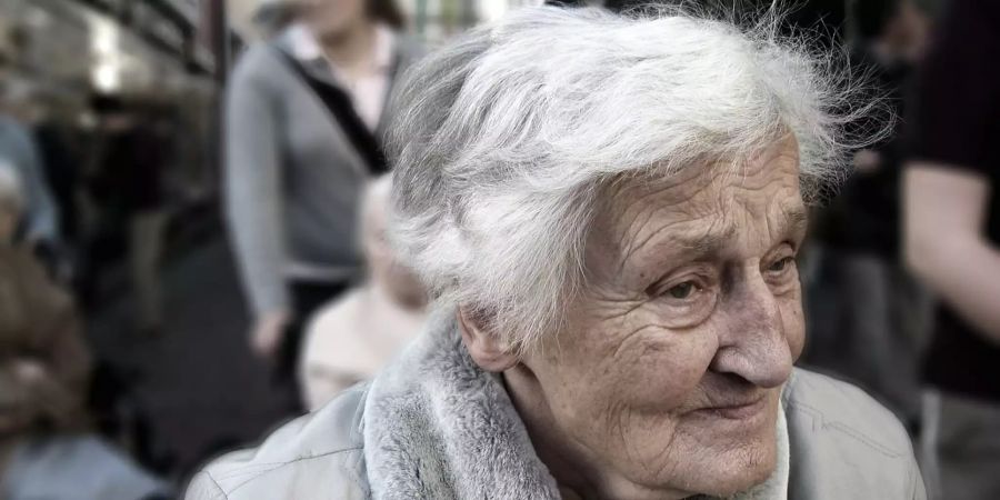 alzheimer Lebensstil Seniorin ÖV