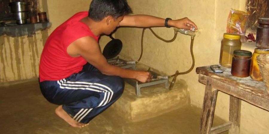 7500 Familien in Nepal wurden gemäss myclimate mit einer Biogasanlage ausgerüstet. Dadurch sind die Familien nicht mehr dem schädlichen Rauch in den Häusern ausgeliefert.