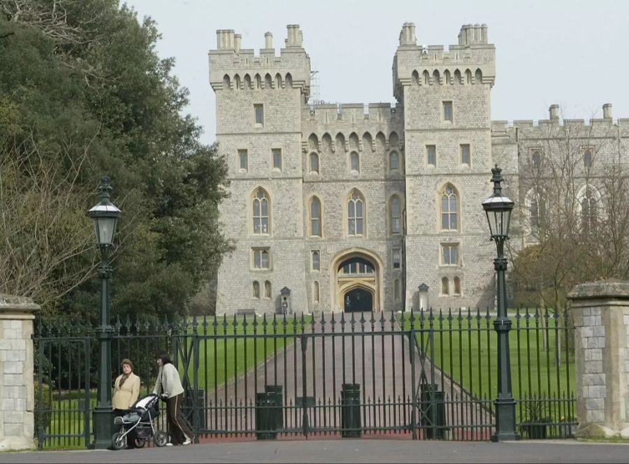 Ein Eingangstor zum Schloss Windsor.