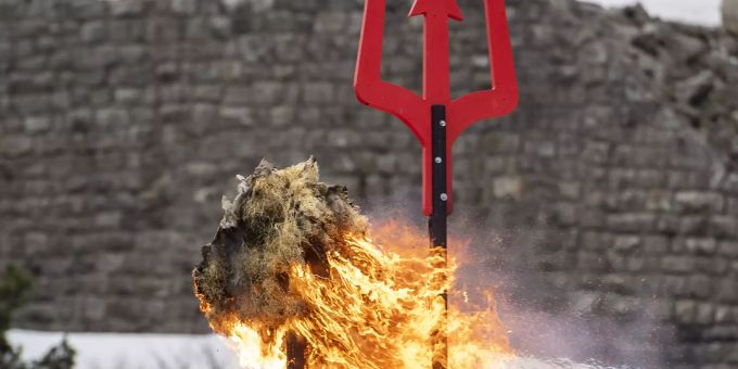 Der Kopf vom Böögg explodierte nach 12 Minuten und 57 Sekunden.
