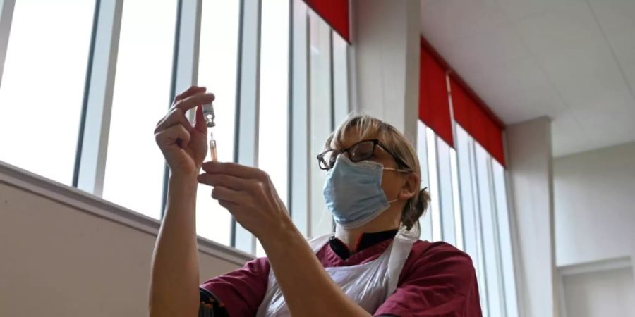 Corona-Mutanten könnten Wirkung von Impfstoffen mindern