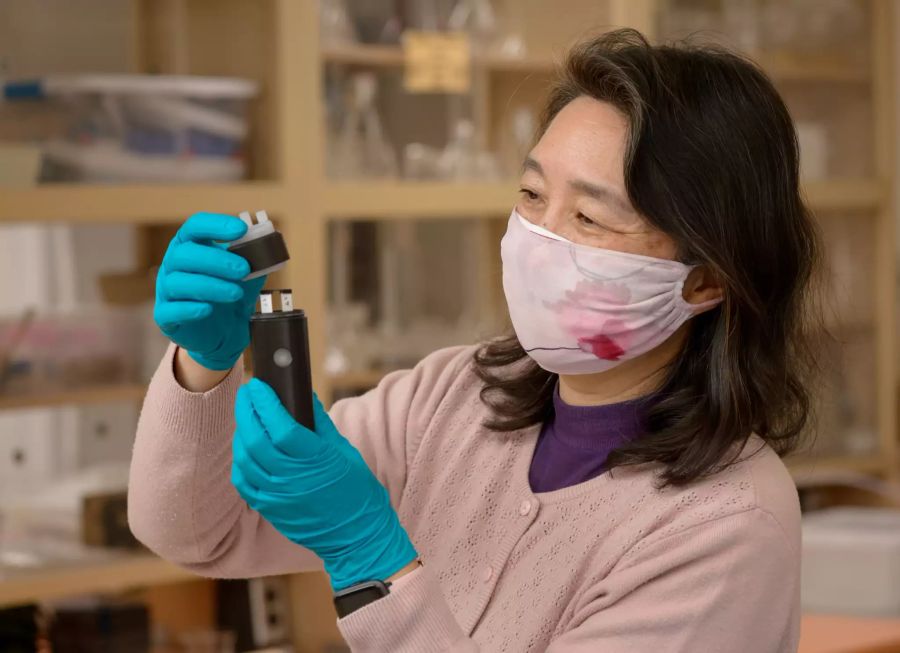 Jing Li E-Nose Coronavirus